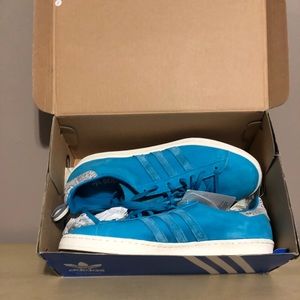 SB22. Adidas Campus 80s